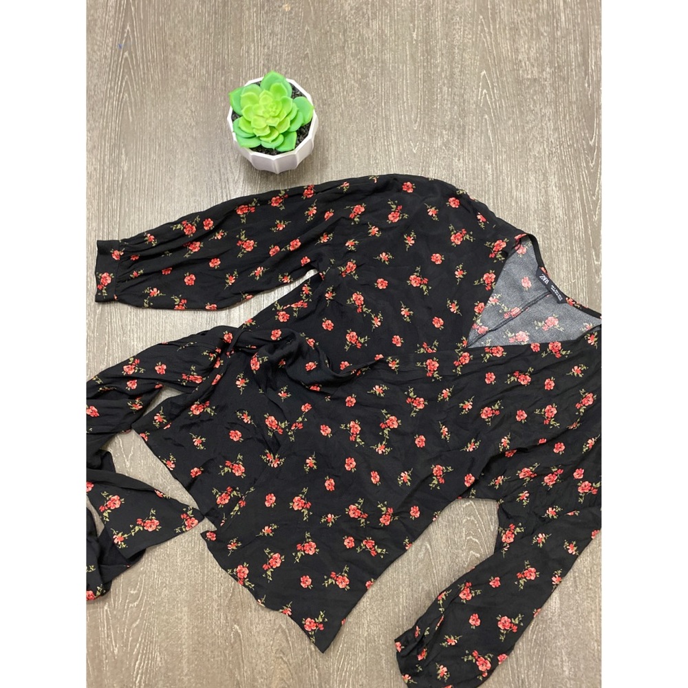 Zara Top